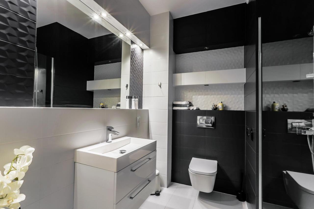 Coin Apartamenty วรอตซวาฟ ภายนอก รูปภาพ